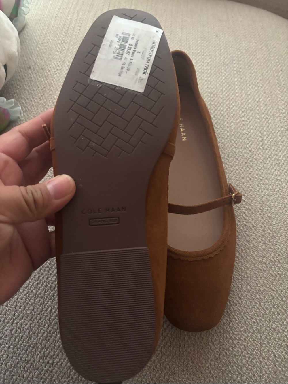 Cole Haan size 8 - Picture 2 of 3